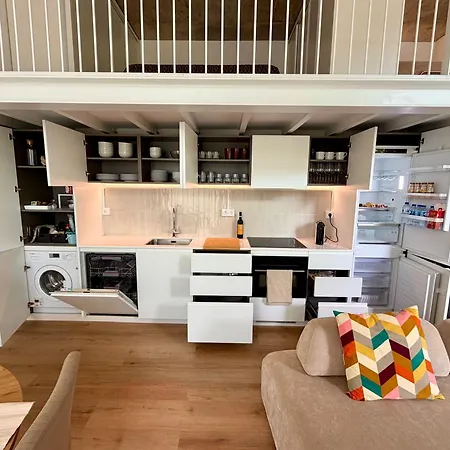 Loft Oeiras Apartmán *